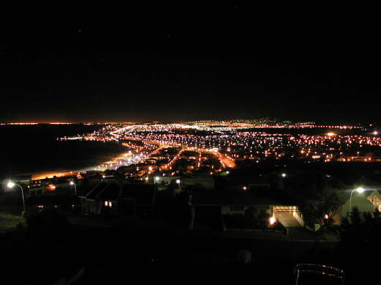 Gordonsbay bei Nacht